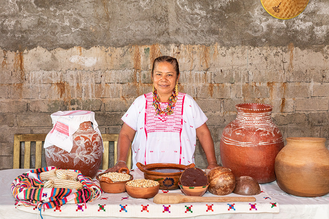 tepache de maíz servido con hielo en El Tapanco Zacatepec, Oaxaca.