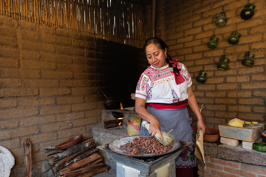 La elaboración de Chocolate atole con cacao blanco
